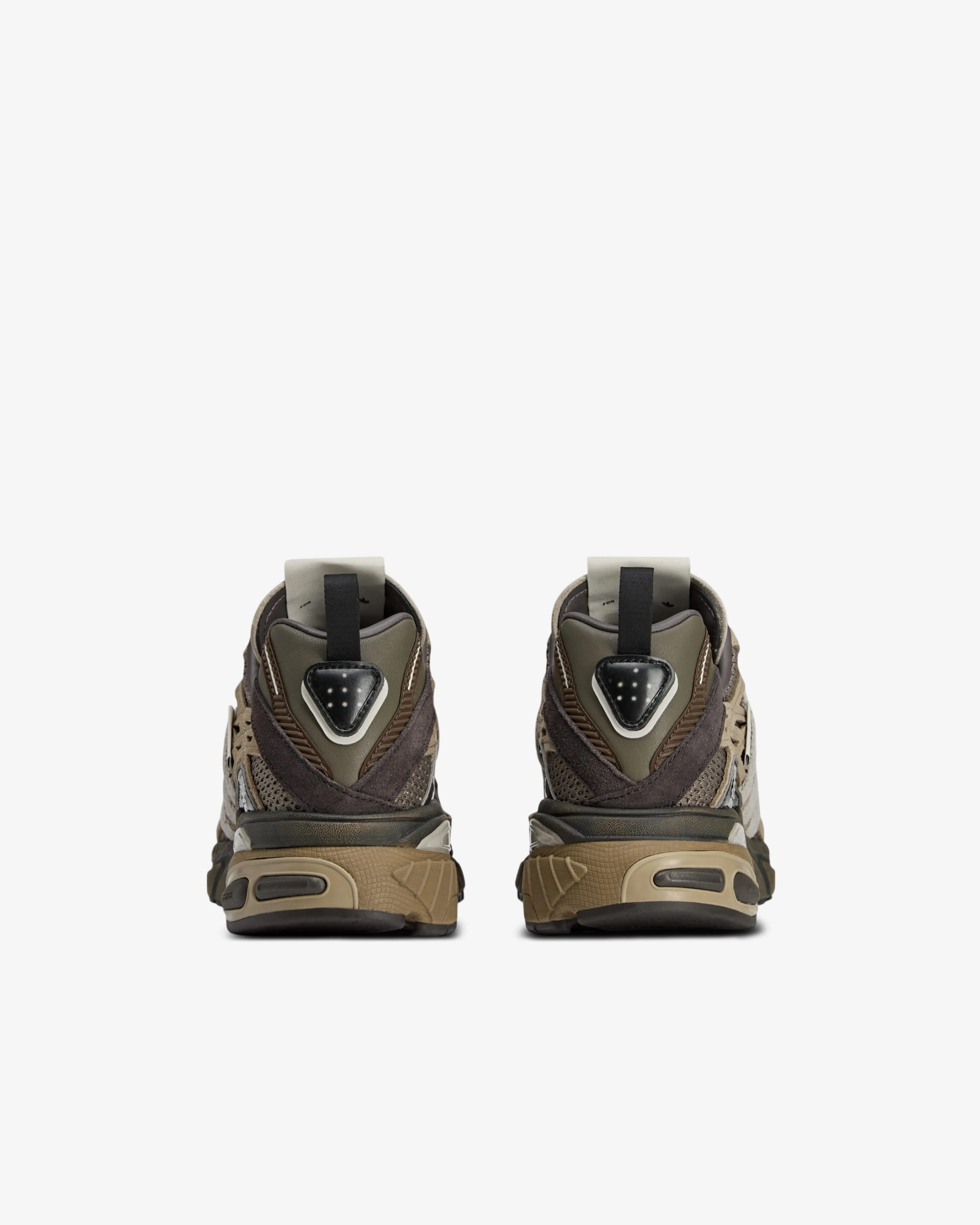 Adidas - Adistar Cushion SFTM Sneakers - (Brown)