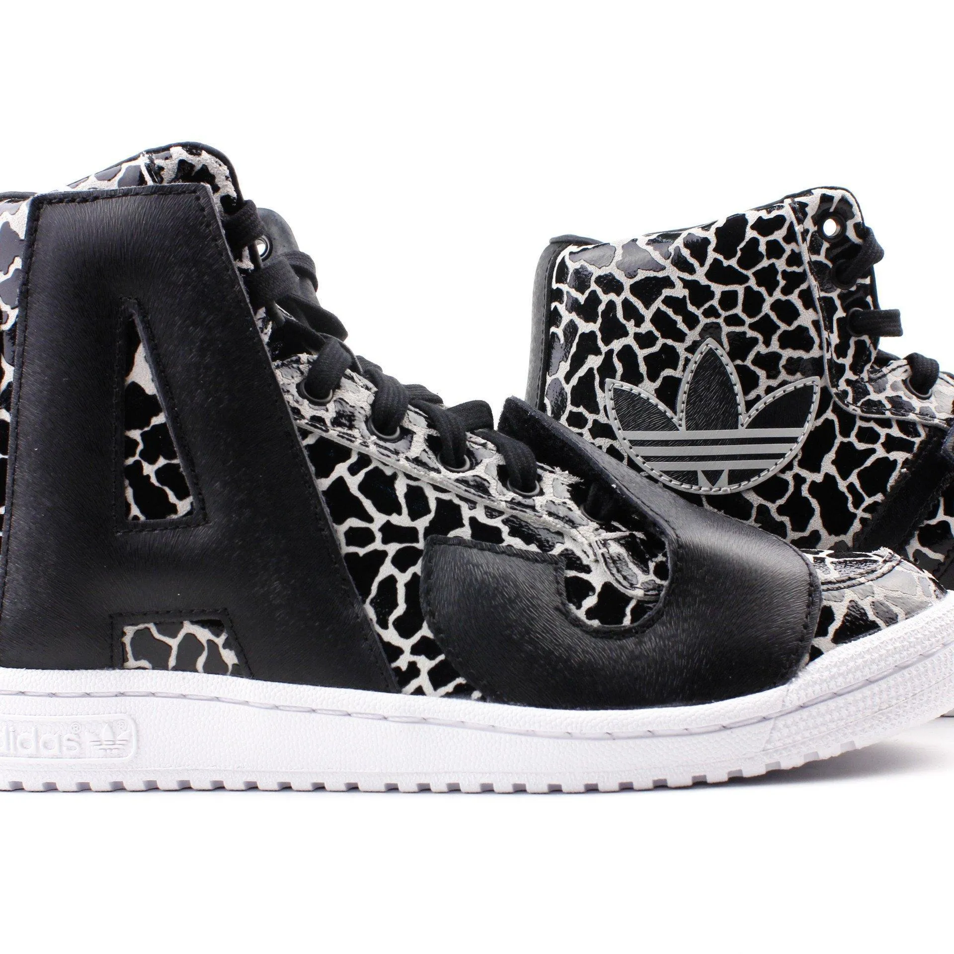 ADIDAS ORIGINALS JEREMY SCOTT JS LETTERS GIRAFFE B26035
